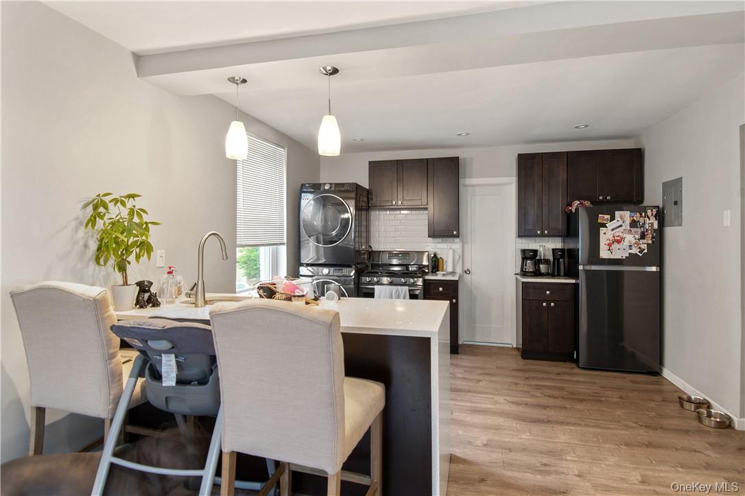 Single Family Hollywood Avenue Bronx, NY 10461, MLS-H6205115-7