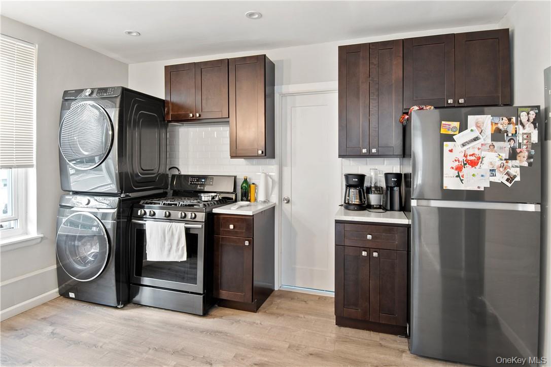 Single Family Hollywood Avenue Bronx, NY 10461, MLS-H6205115-8