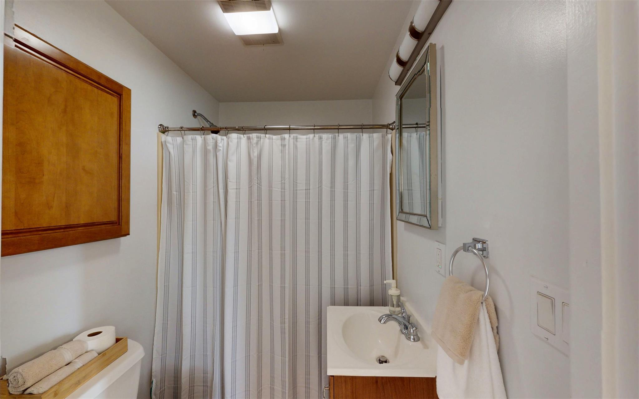 Single Family Albany Post  Orange County, NY 12550, MLS-H6247004-17
