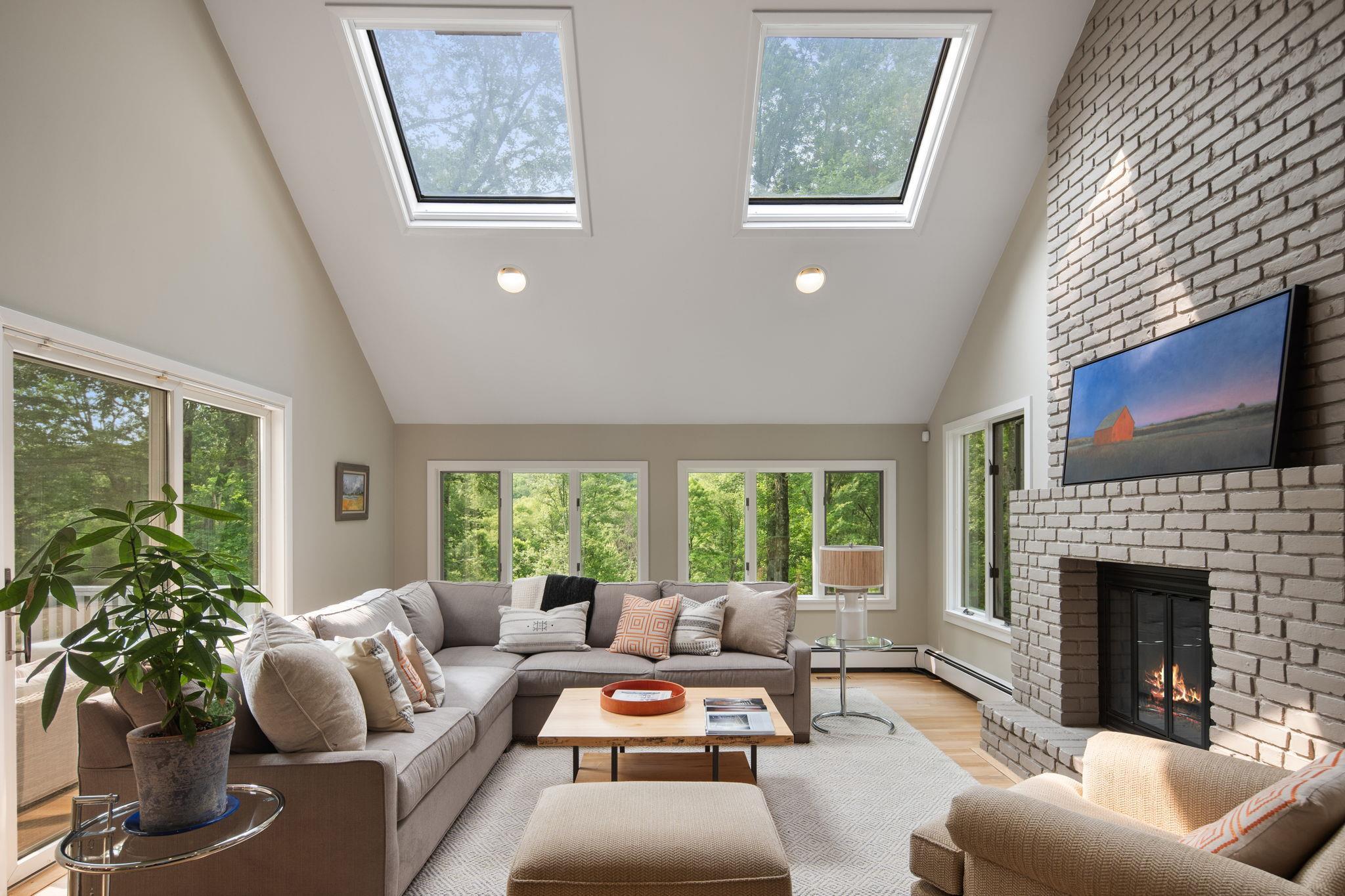 Single Family Hilltop  Westchester County, NY 10597, MLS-H6268167-20