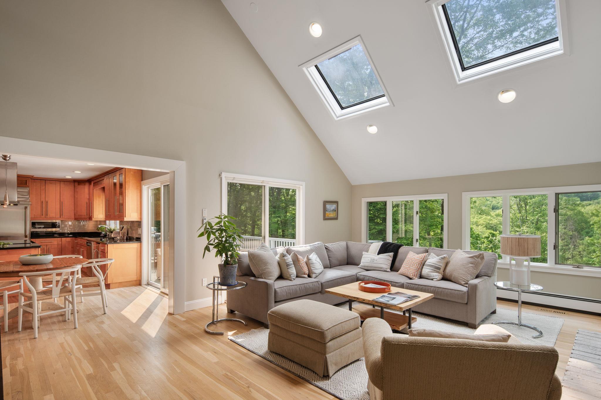 Single Family Hilltop  Westchester County, NY 10597, MLS-H6268167-21