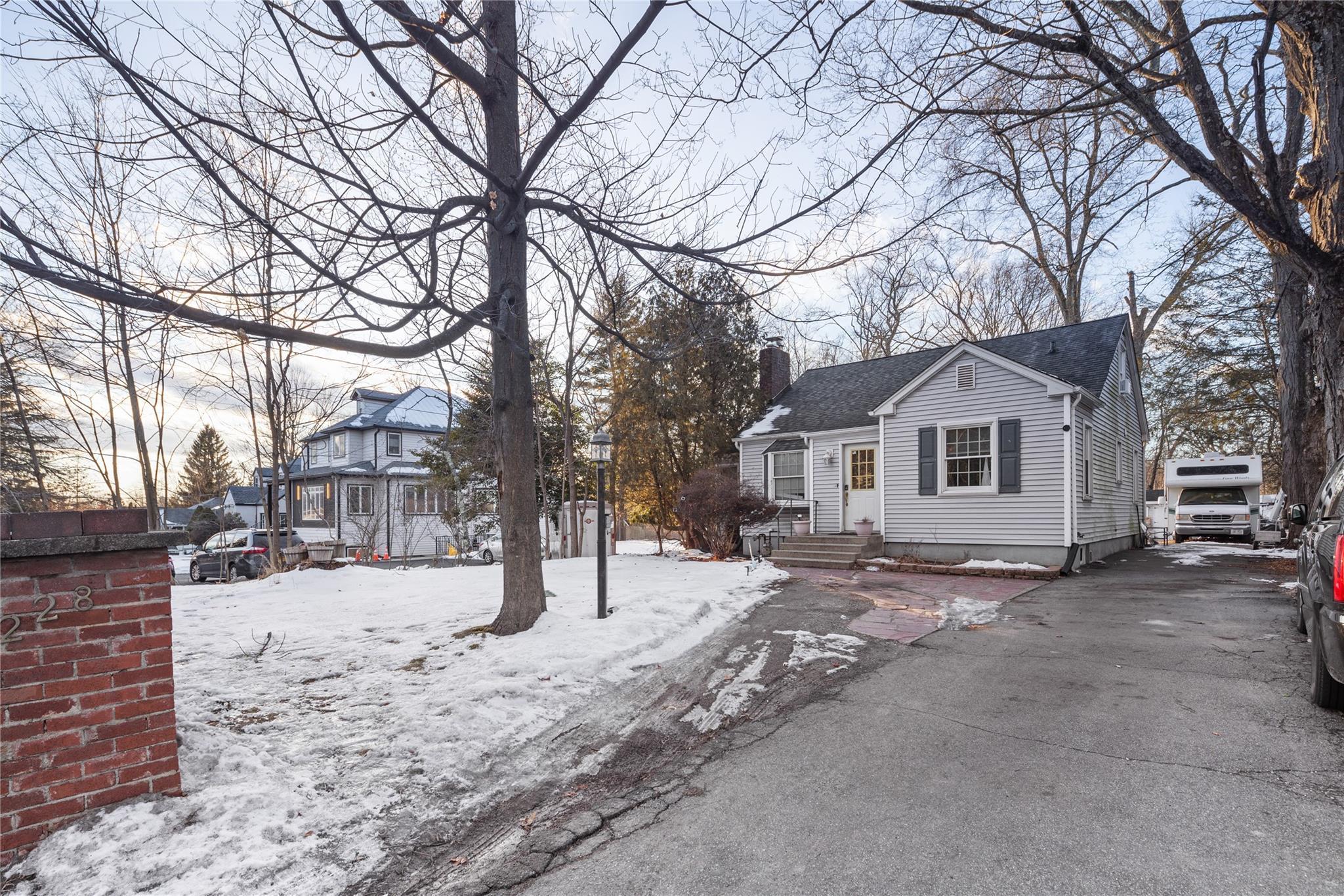 Single Family Saddle River  Rockland County, NY 10952, MLS-H6280065-18