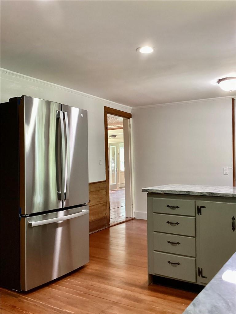Single Family Hunns Lake  Dutchess County, NY 12581, MLS-H6280956-15
