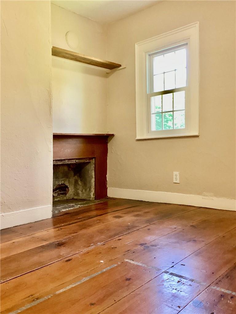 Single Family Hunns Lake  Dutchess County, NY 12581, MLS-H6280956-17