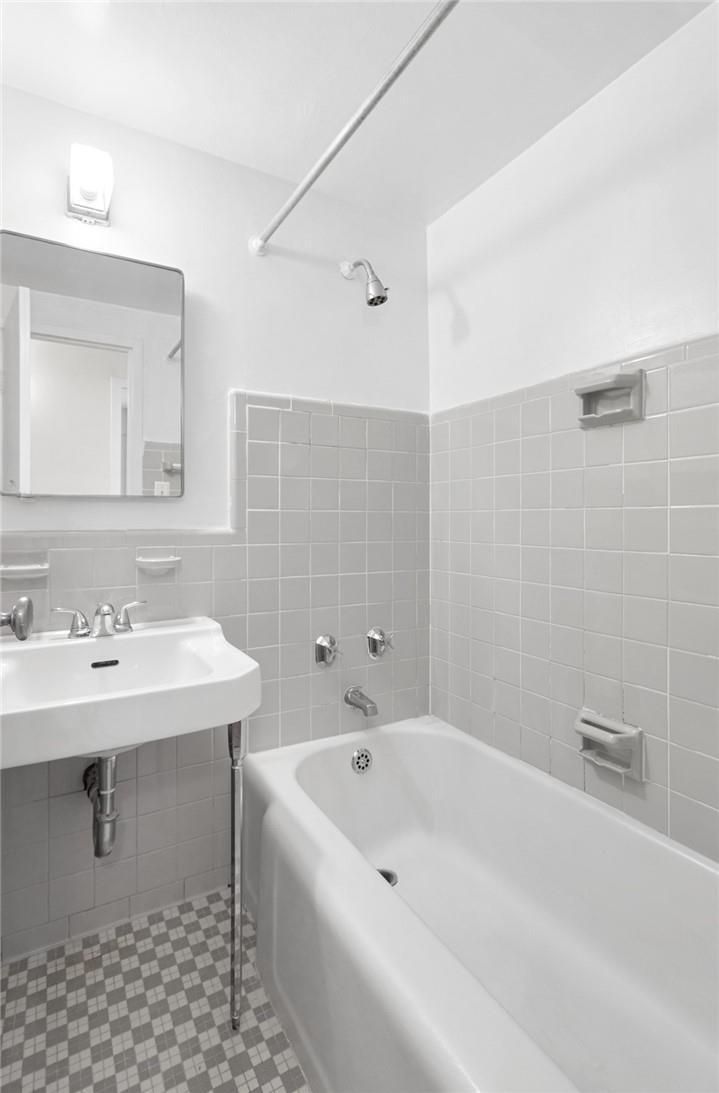 Coop Fordham Hill  Bronx, NY 10468, MLS-H6282276-8