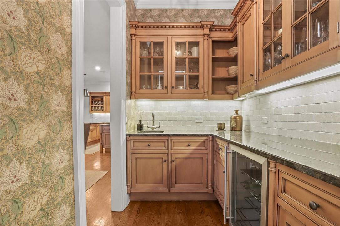 Single Family Rock Shelter  Westchester County, NY 10597, MLS-H6288266-18