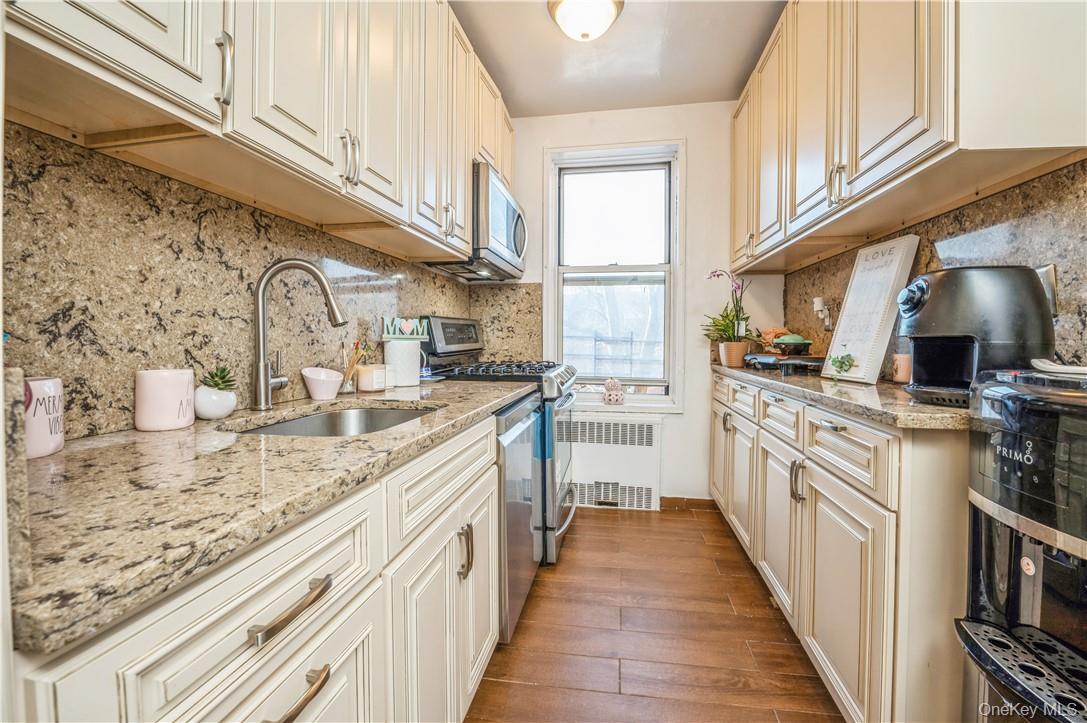 Coop Riverdale  Westchester County, NY 10705, MLS-H6290104-3