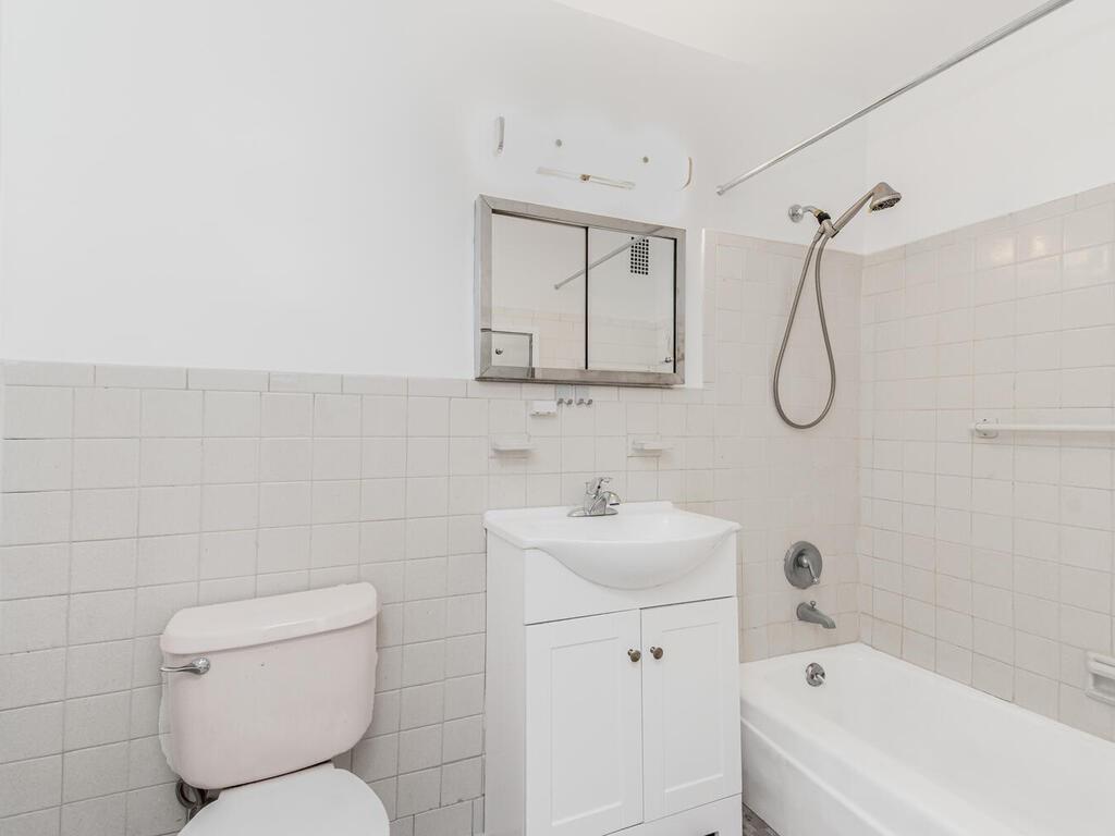 Coop Kappock  Bronx, NY 10463, MLS-H6293724-9
