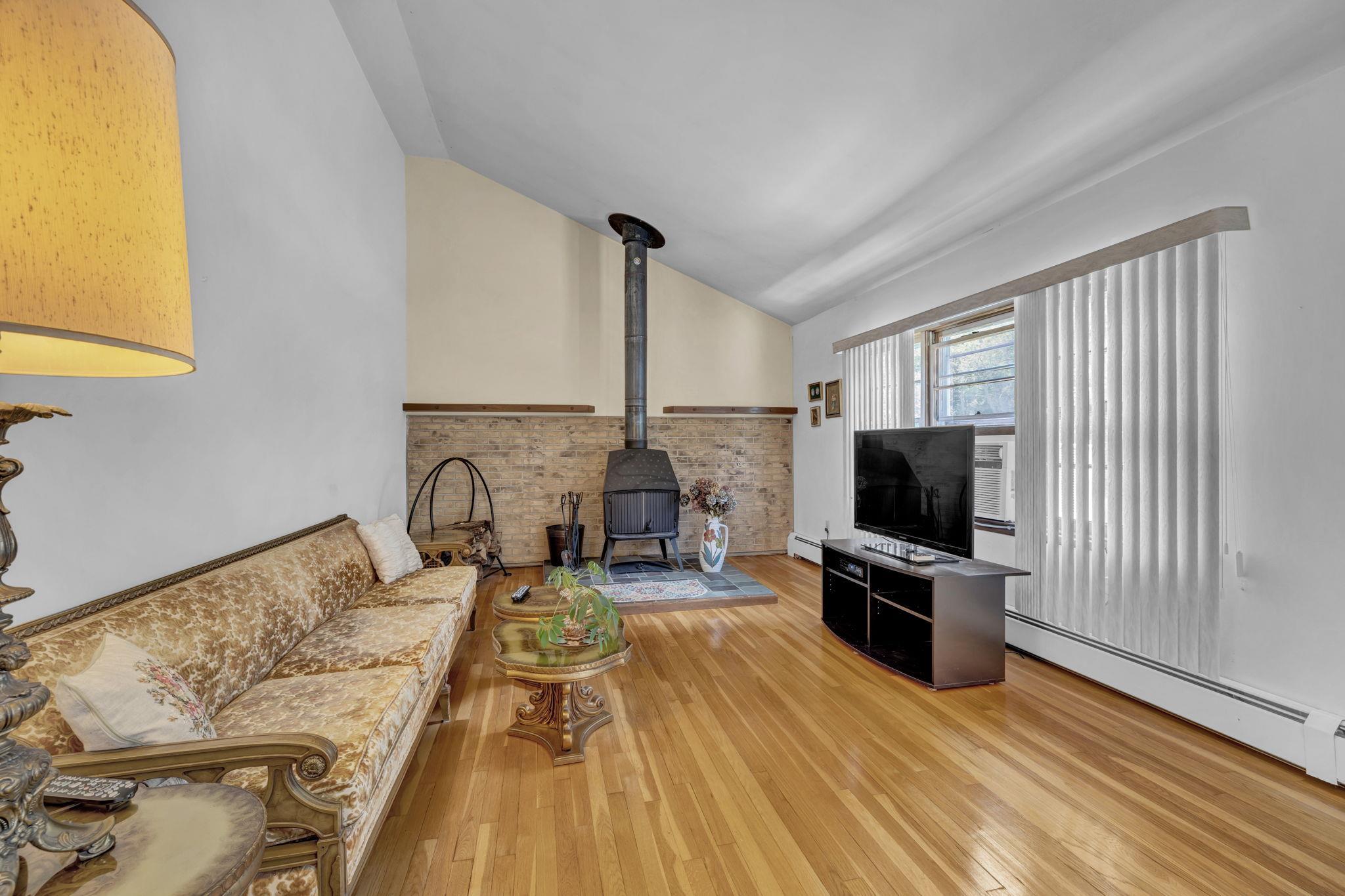 Single Family Reinhardt  Orange County, NY 10940, MLS-H6294355-16