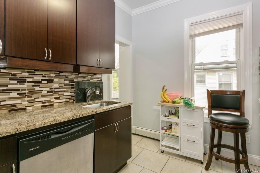 Single Family Parkway  Westchester County, NY 10708, MLS-H6298273-11
