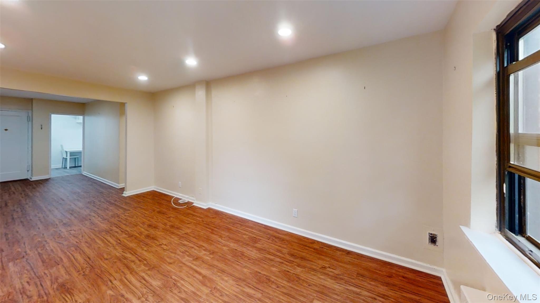 Coop White Oak  Westchester County, NY 10801, MLS-H6301172-2