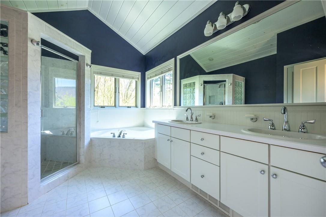Single Family Botti  Greene County, NY 12442, MLS-H6302250-15