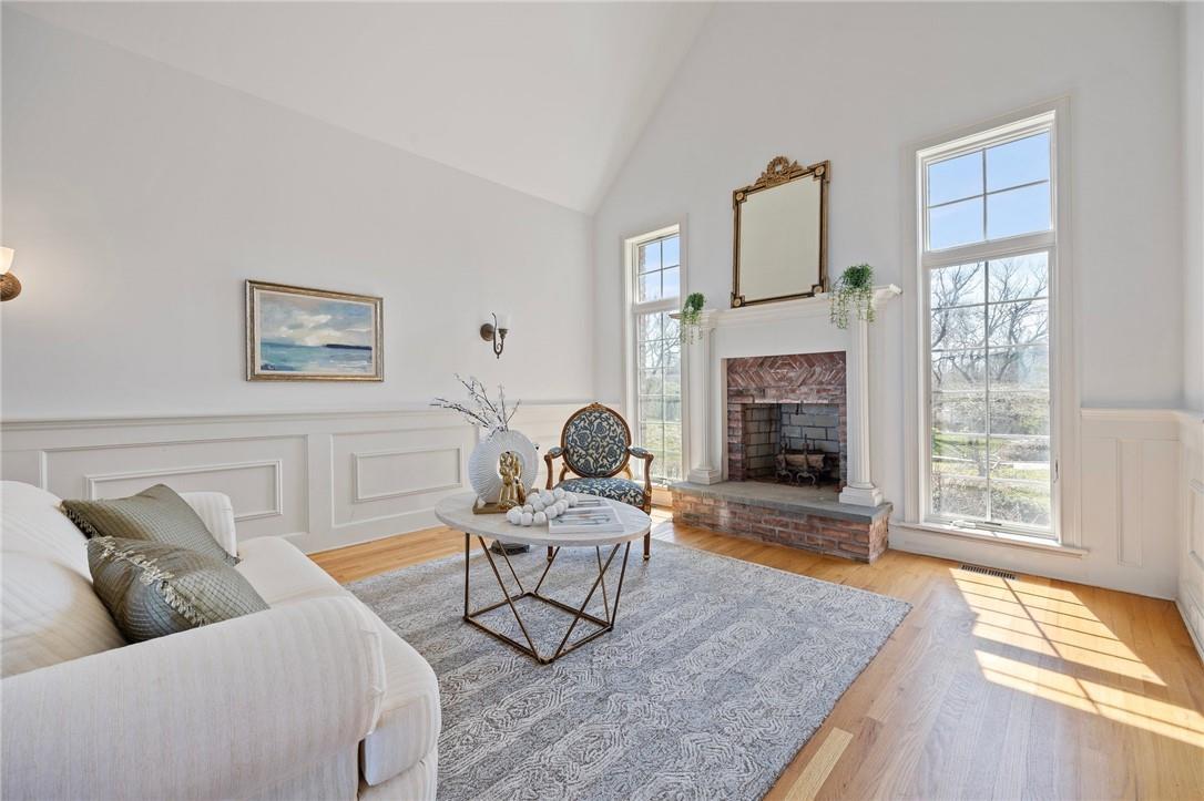 Single Family Grandview  Suffolk County, NY 11957, MLS-H6303191-18