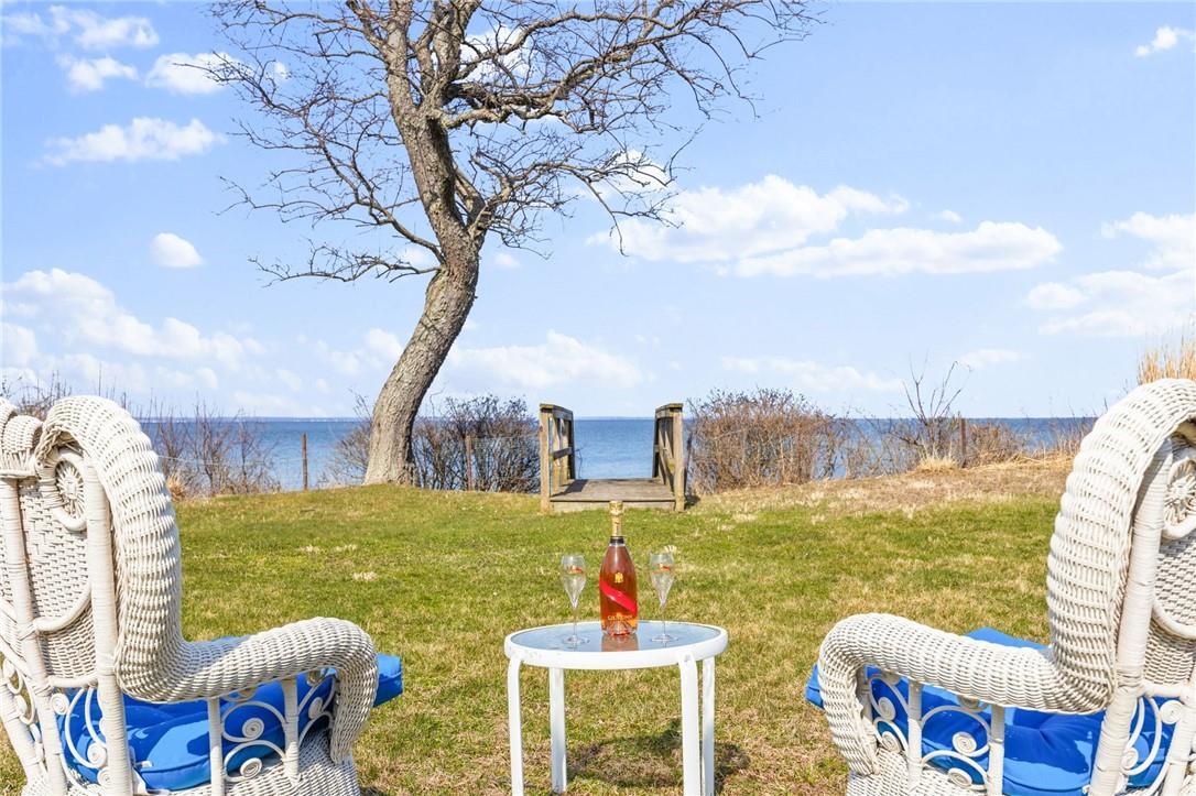 Single Family Grandview  Suffolk County, NY 11957, MLS-H6303191-21