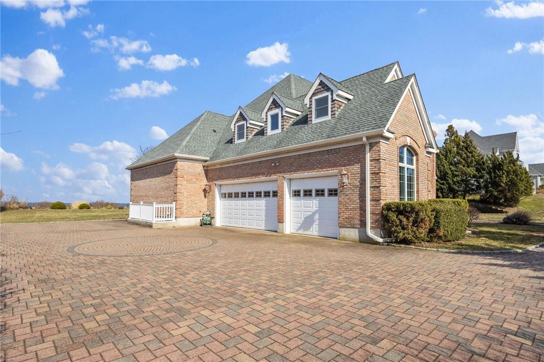 Single Family Grandview  Suffolk County, NY 11957, MLS-H6303191-28
