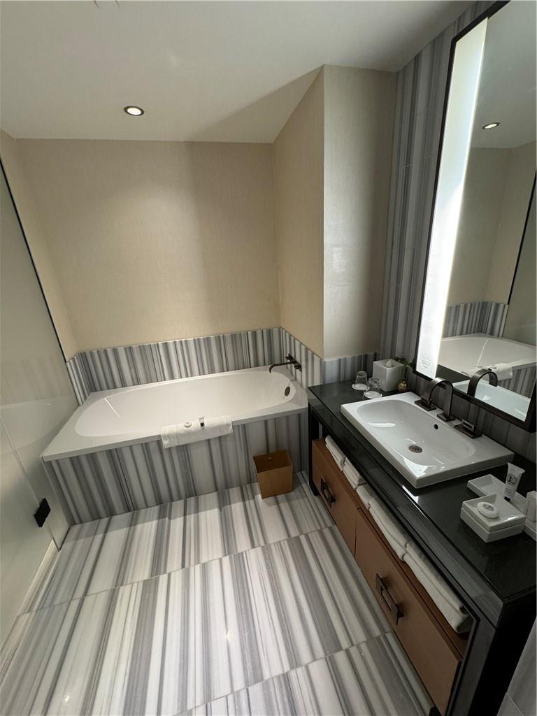 Condo Spring  Manhattan, NY 10013, MLS-H6303454-11