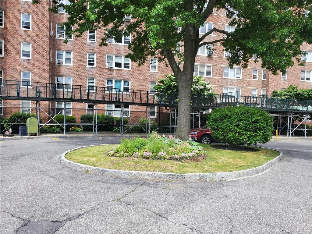 Coop Knolls  Bronx, NY 10463, MLS-H6304439-2