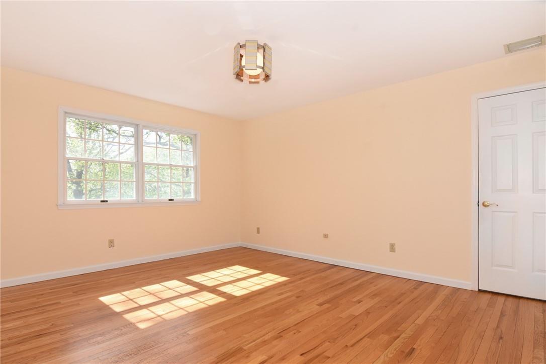 Single Family Oliphant  Westchester County, NY 10522, MLS-H6305130-22