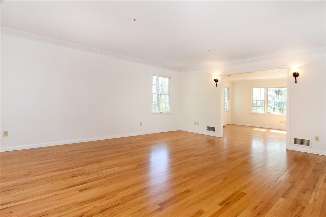 Single Family Oliphant  Westchester County, NY 10522, MLS-H6305130-3