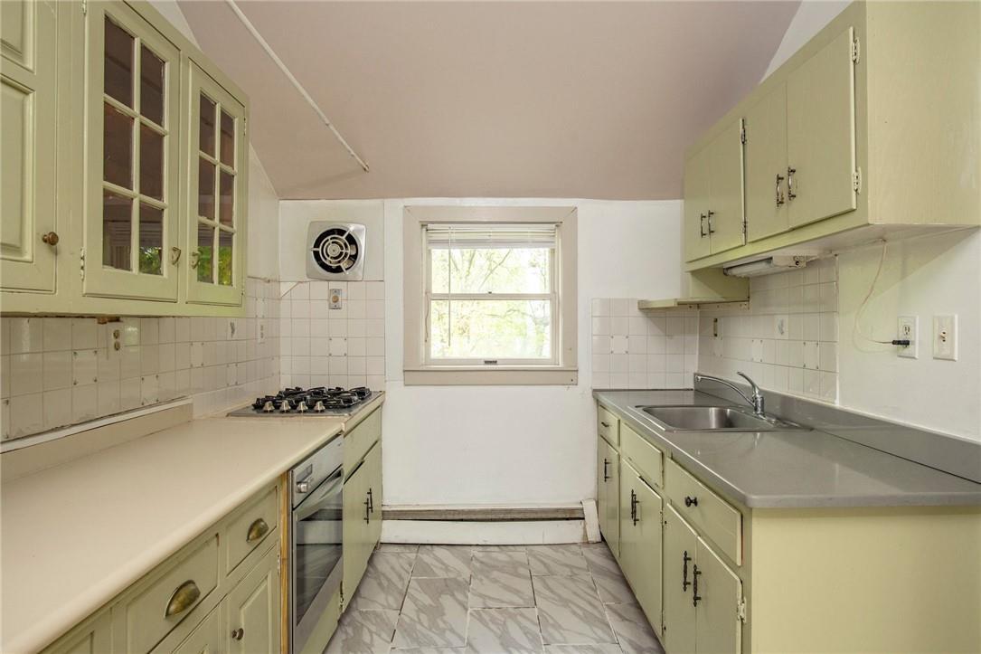 Single Family Ulster  Ulster County, NY 12477, MLS-H6305878-21