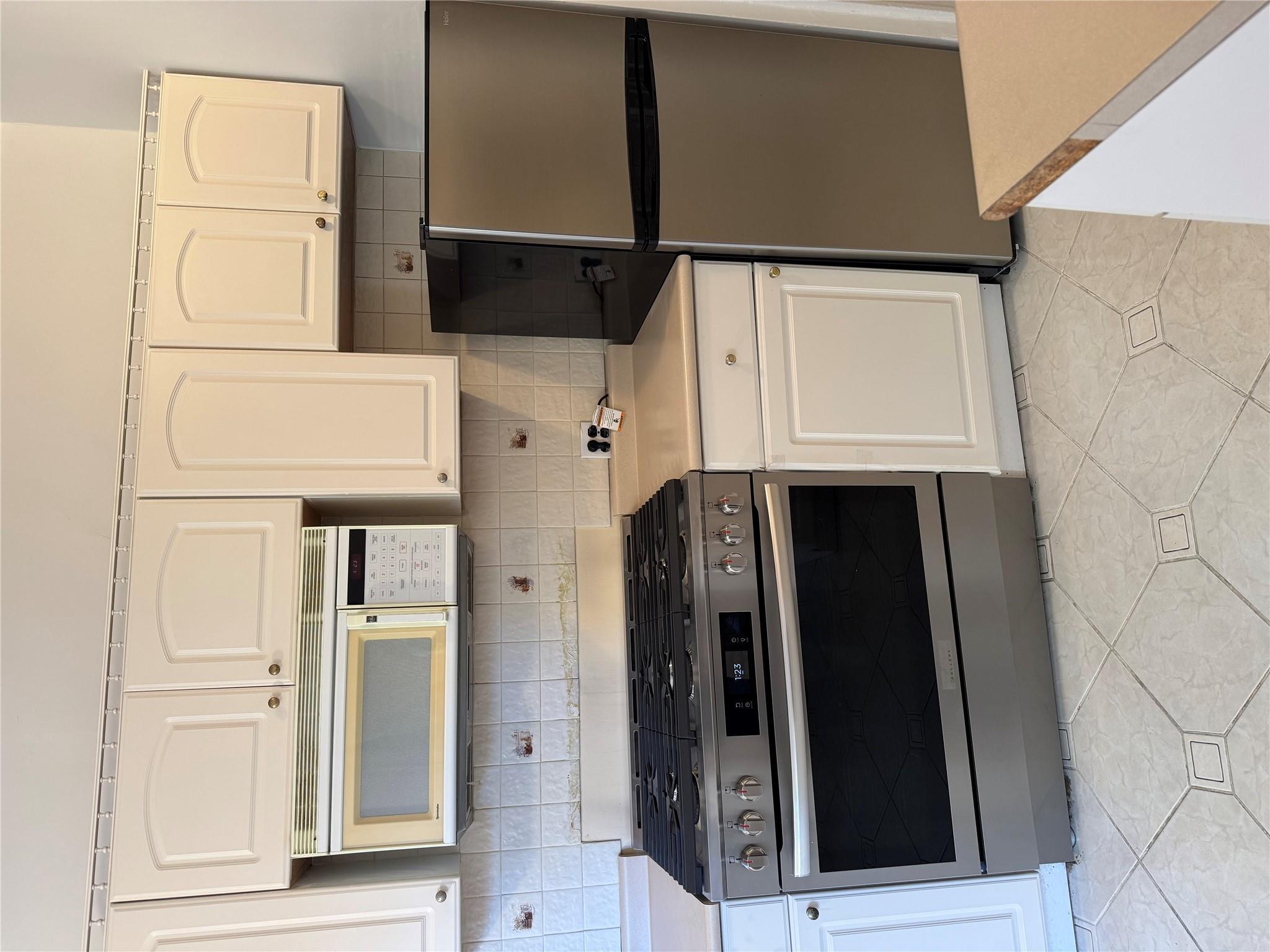 Coop Matthews  Bronx, NY 10467, MLS-H6306061-10