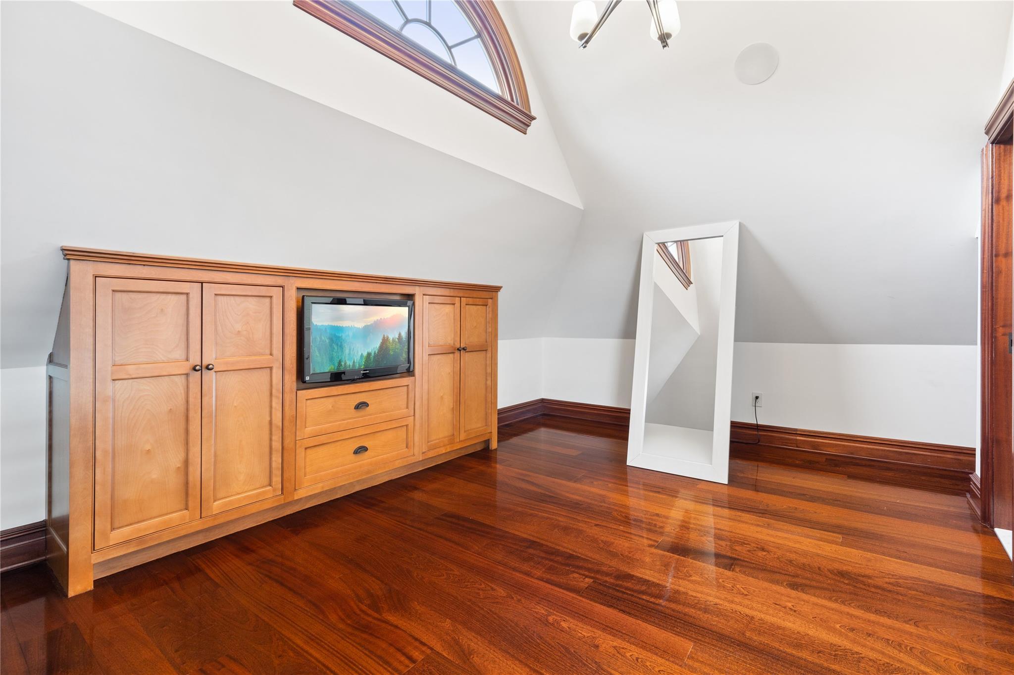 Single Family Livingston  Westchester County, NY 10522, MLS-H6306282-20