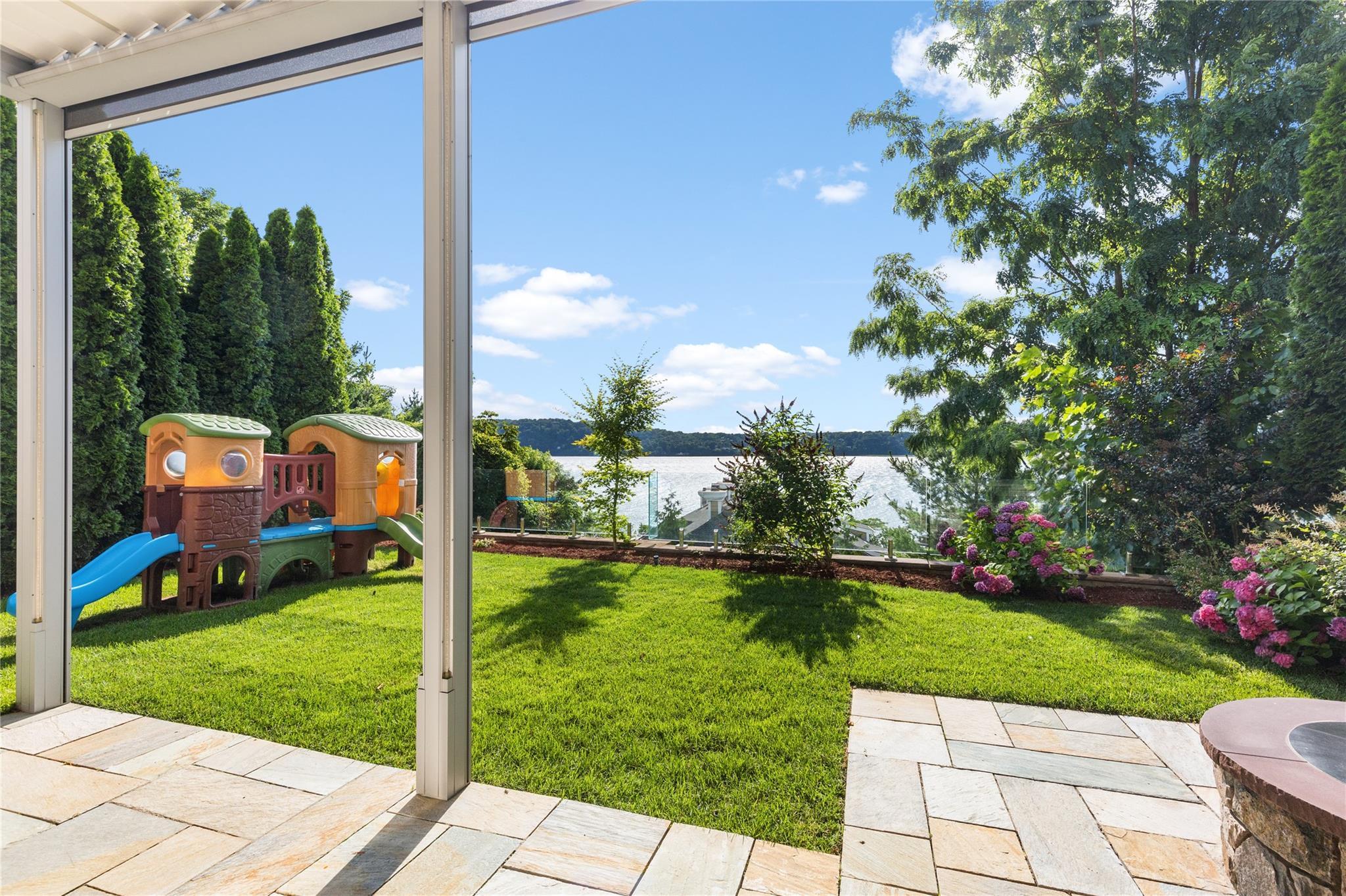Single Family Livingston  Westchester County, NY 10522, MLS-H6306282-39