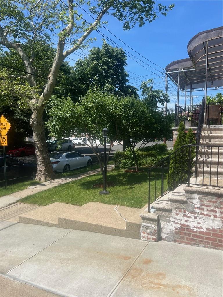 Single Family Waring  Bronx, NY 10469, MLS-H6309370-34
