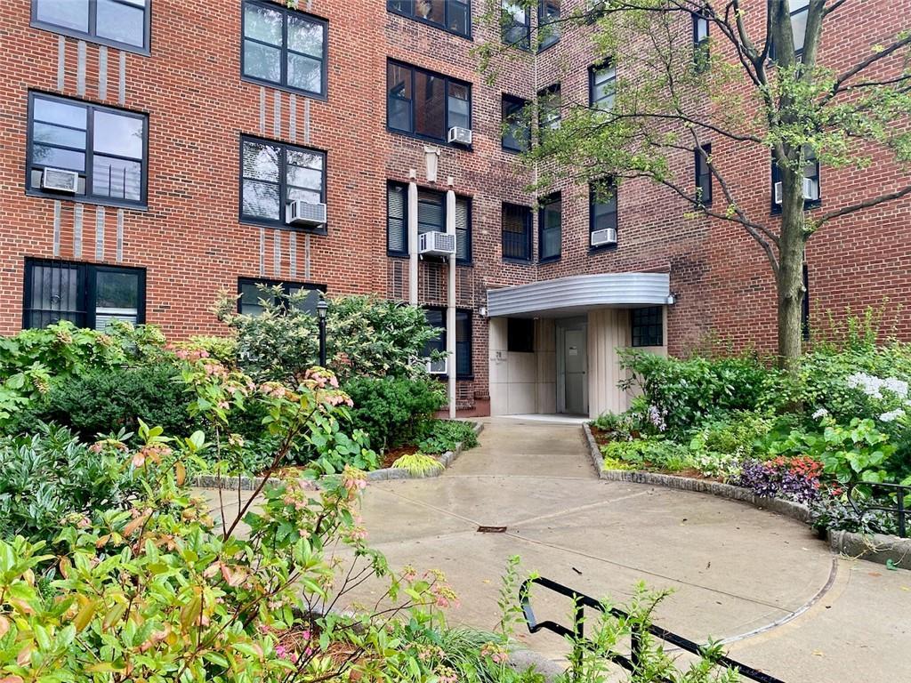 Coop Park  Manhattan, NY 10034, MLS-H6311542-15