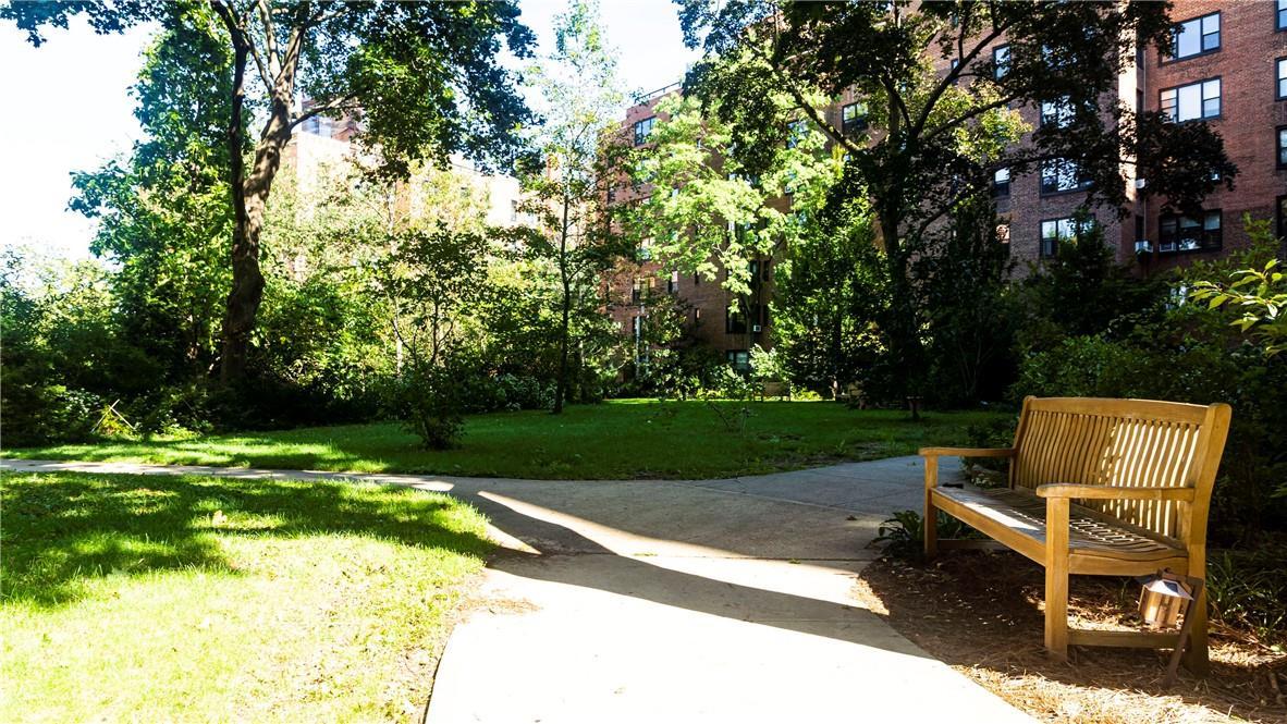 Coop Park  Manhattan, NY 10034, MLS-H6311542-16