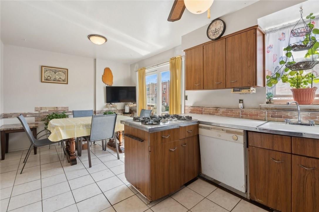 Single Family Flatlands 2nd  Brooklyn, NY 11236, MLS-H6311653-6