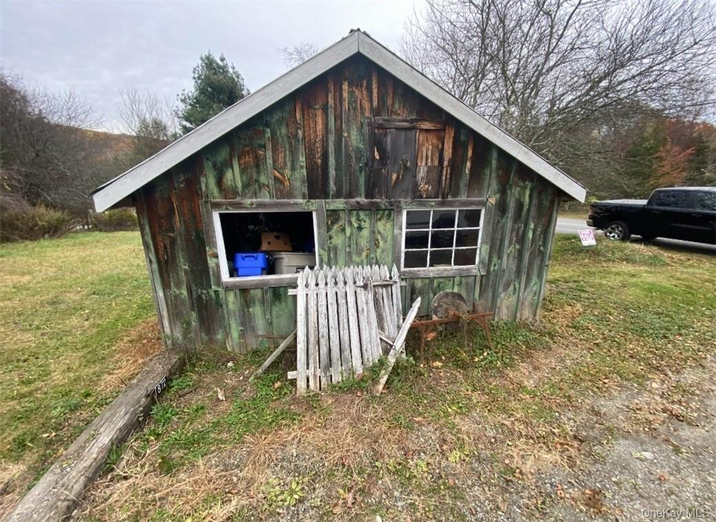 Single Family Ryan  Dutchess County, NY 12567, MLS-H6311772-18