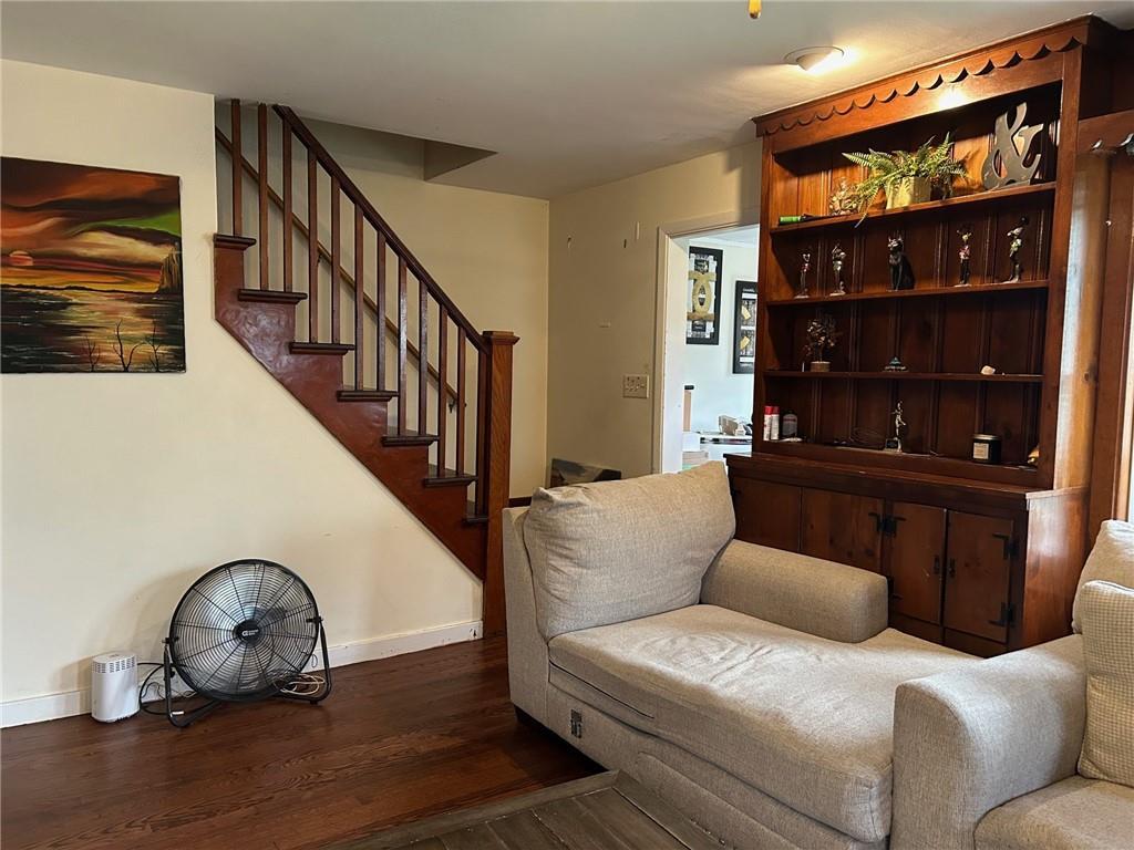 Single Family Bennett  Dutchess County, NY 12601, MLS-H6312021-16