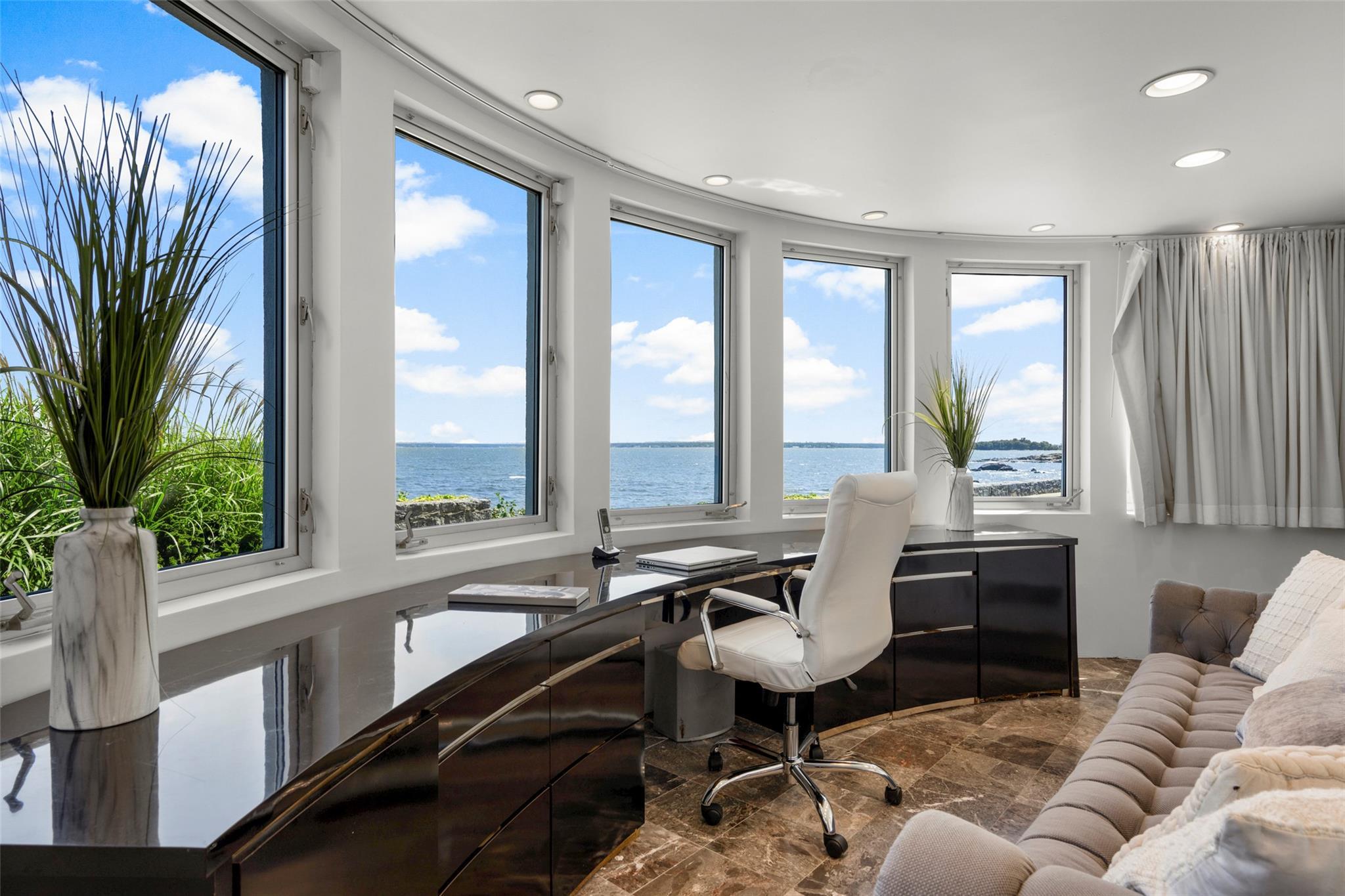 Single Family Beachfront  Westchester County, NY 10805, MLS-H6312112-19