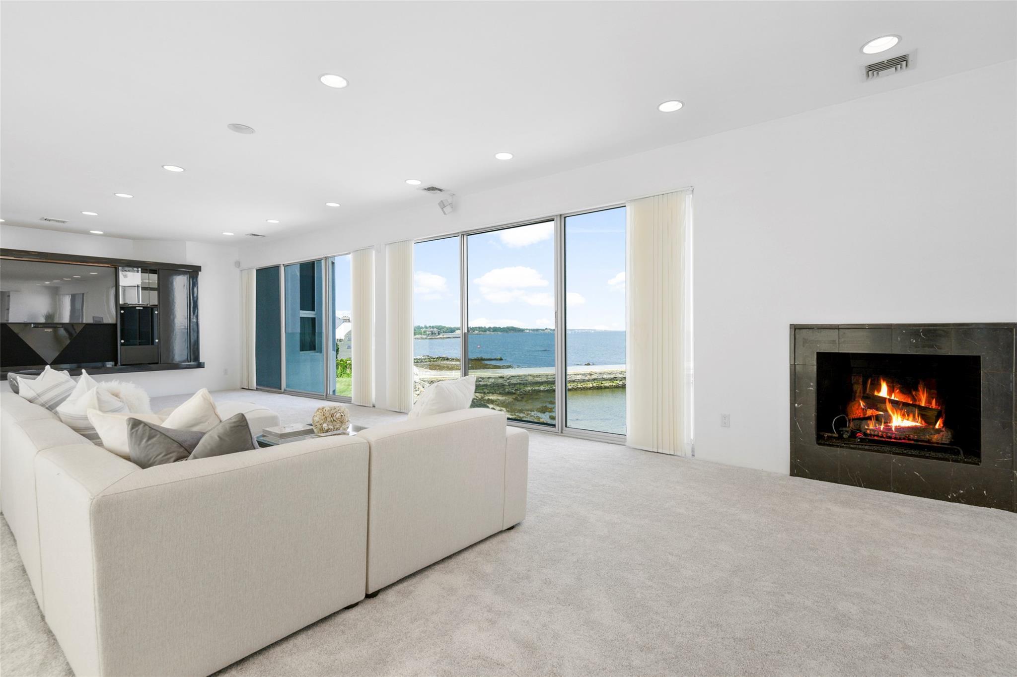 Single Family Beachfront  Westchester County, NY 10805, MLS-H6312112-25
