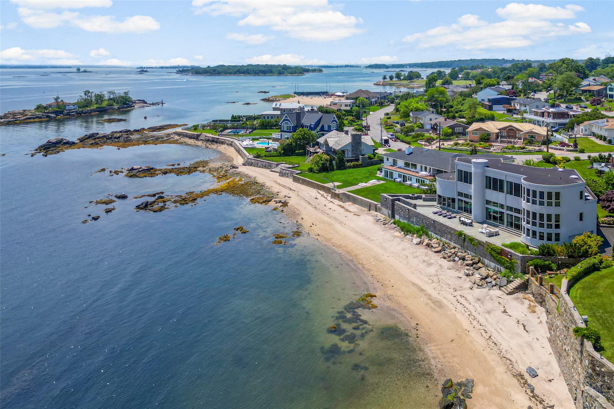Single Family Beachfront  Westchester County, NY 10805, MLS-H6312112-33