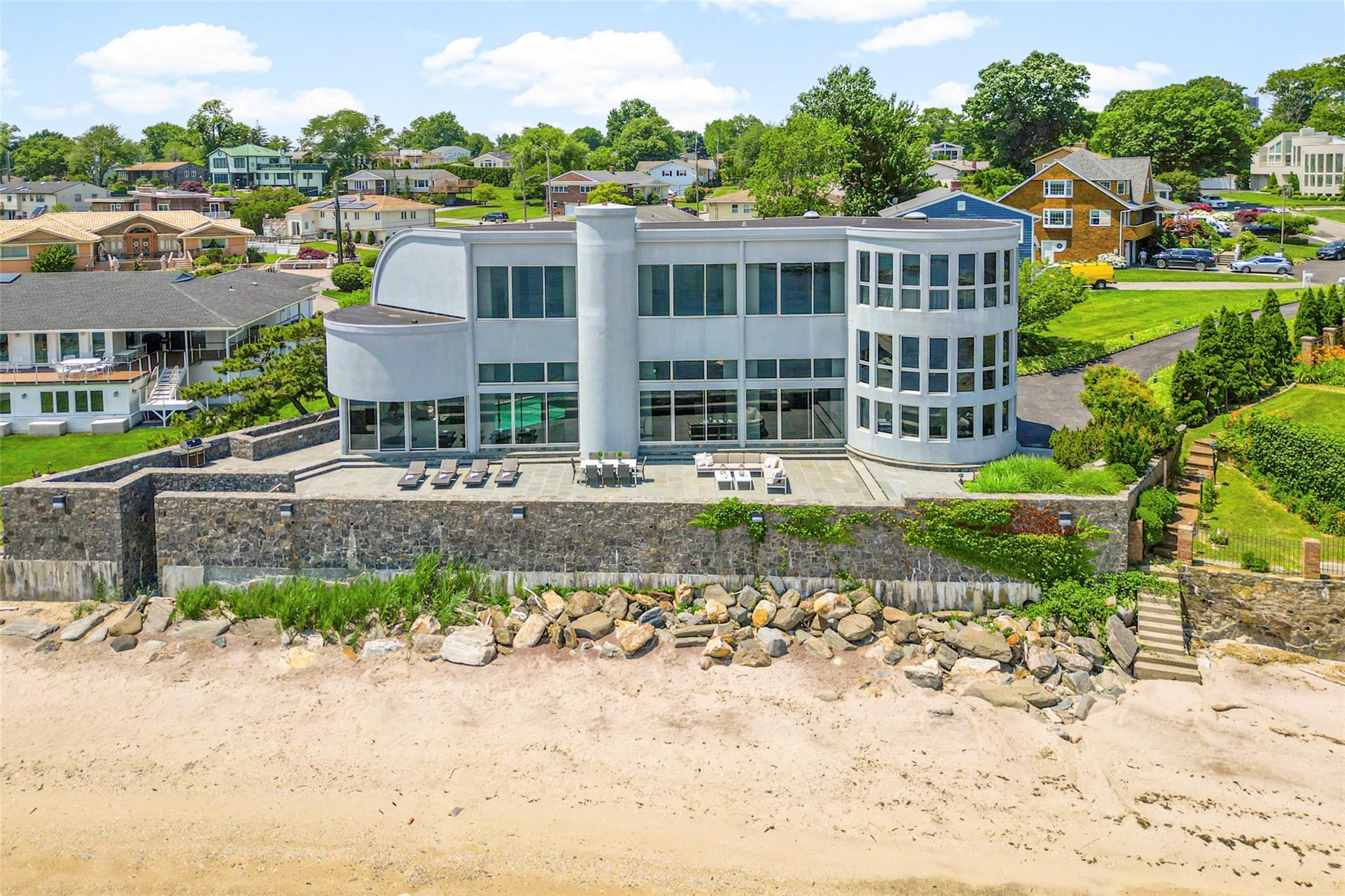 Single Family Beachfront  Westchester County, NY 10805, MLS-H6312112-37