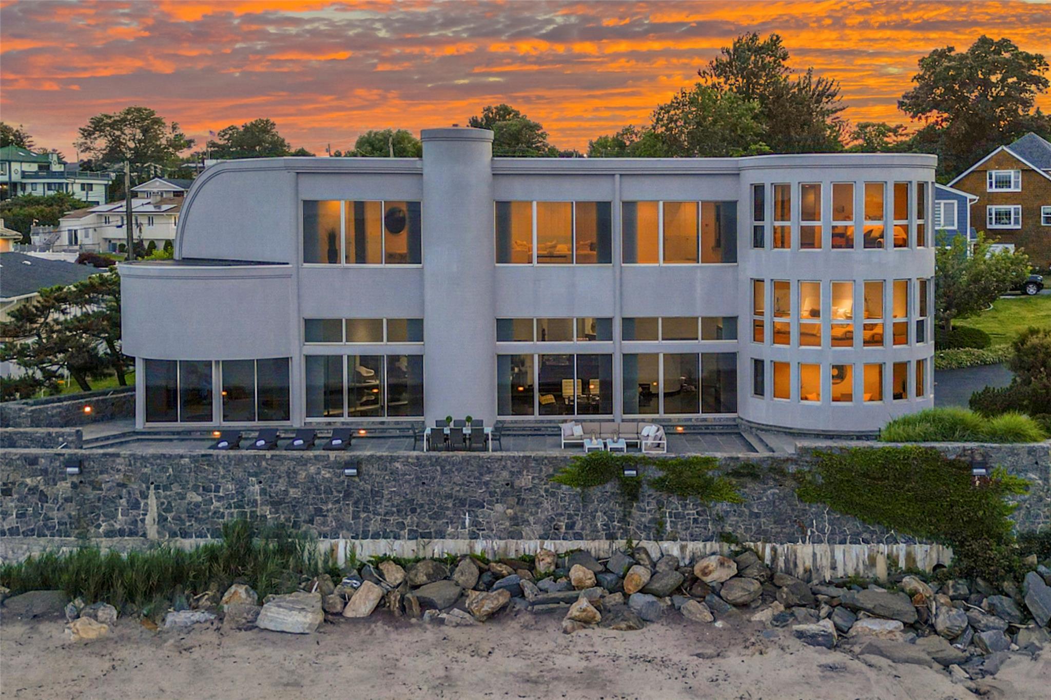 Single Family Beachfront  Westchester County, NY 10805, MLS-H6312112-5