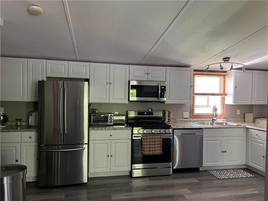 Single Family Mutton Hill  Sullivan County, NY 12765, MLS-H6312930-2