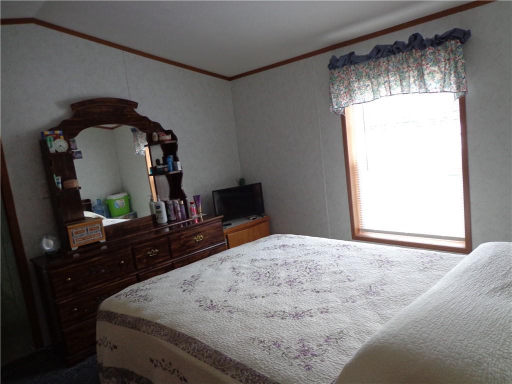 Single Family Mutton Hill  Sullivan County, NY 12765, MLS-H6312930-36