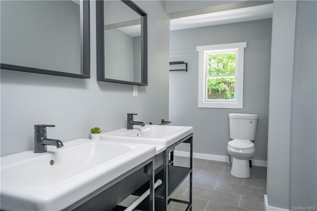 Single Family Route 9w  Rockland County, NY 10960, MLS-H6313034-18