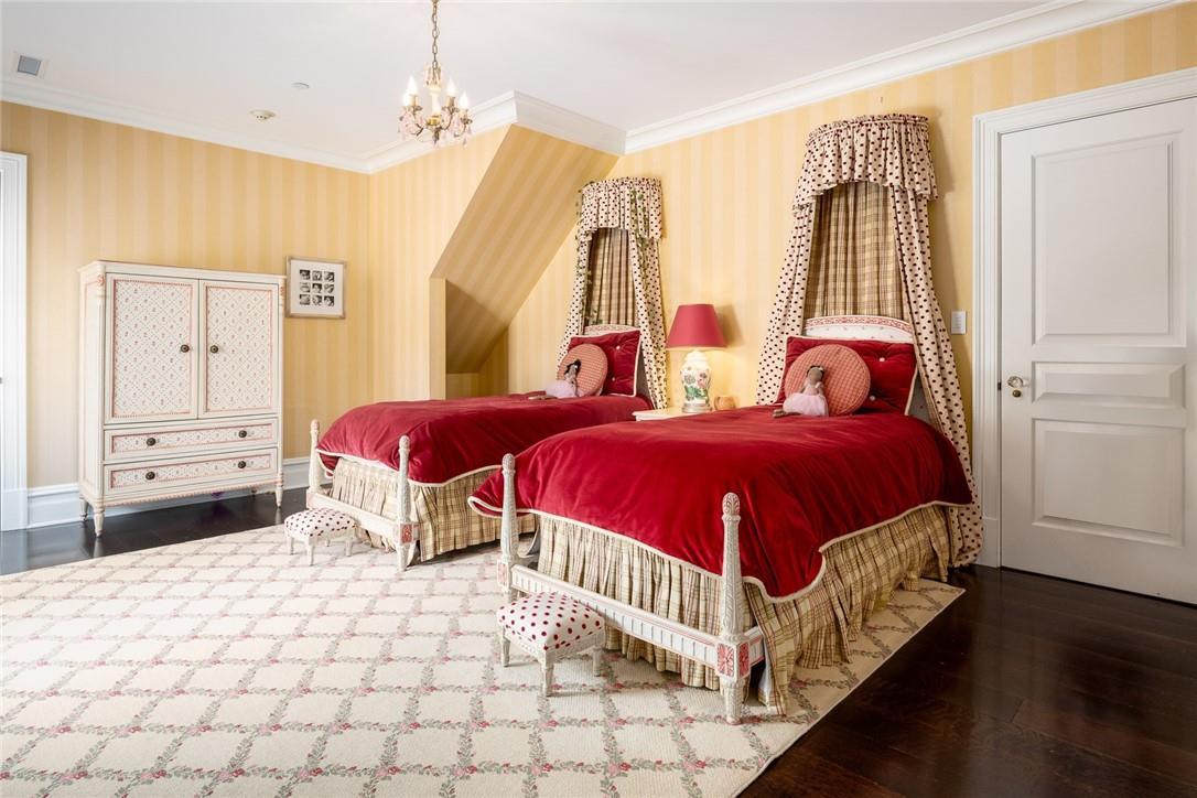 Single Family Cowdray Park  Westchester County, NY 10504, MLS-H6313640-18