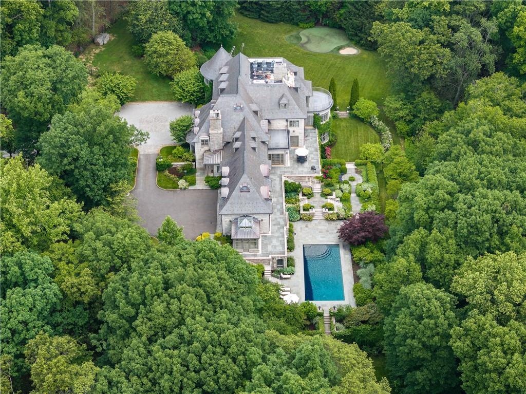 Single Family Cowdray Park  Westchester County, NY 10504, MLS-H6313640-2