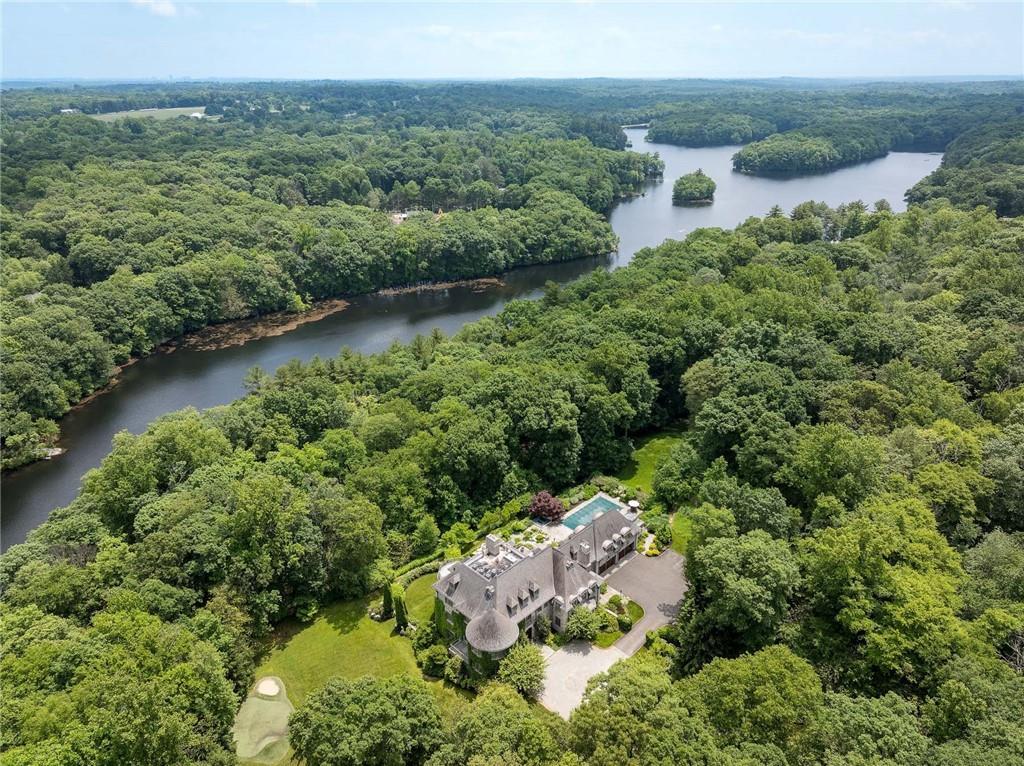 Single Family Cowdray Park  Westchester County, NY 10504, MLS-H6313640-35