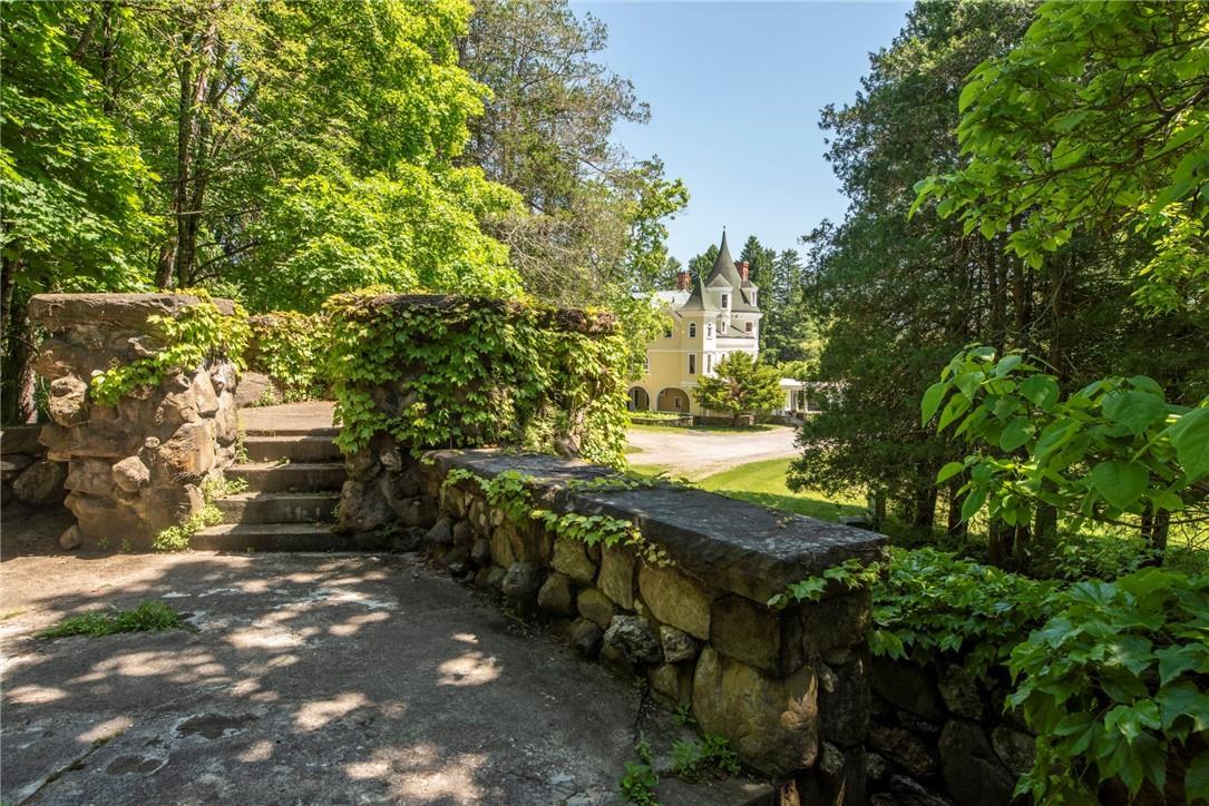 Single Family Hitchcock  Dutchess County, NY 12545, MLS-H6314256-17