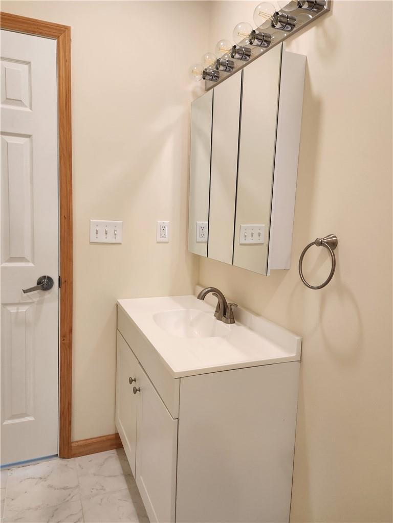 Single Family Starlight  Sullivan County, NY 12778, MLS-H6314910-24