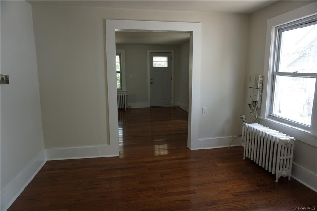 Single Family Spring  Westchester County, NY 10549, MLS-H6315091-10