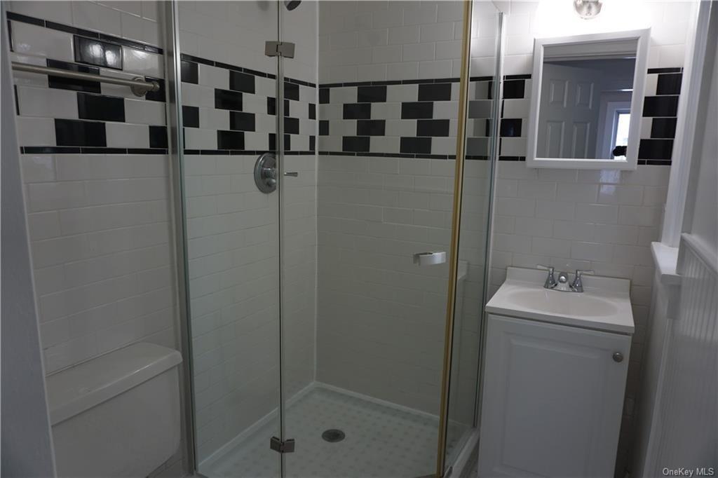 Single Family Spring  Westchester County, NY 10549, MLS-H6315091-12
