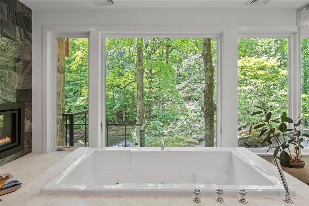 Single Family Healy  Westchester County, NY 10530, MLS-H6315134-17