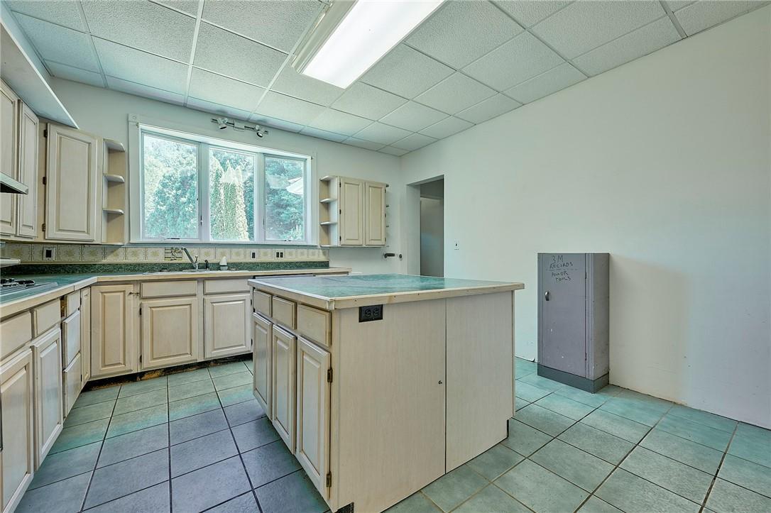 Single Family Swiss Hill  Sullivan County, NY 12748, MLS-H6316396-12